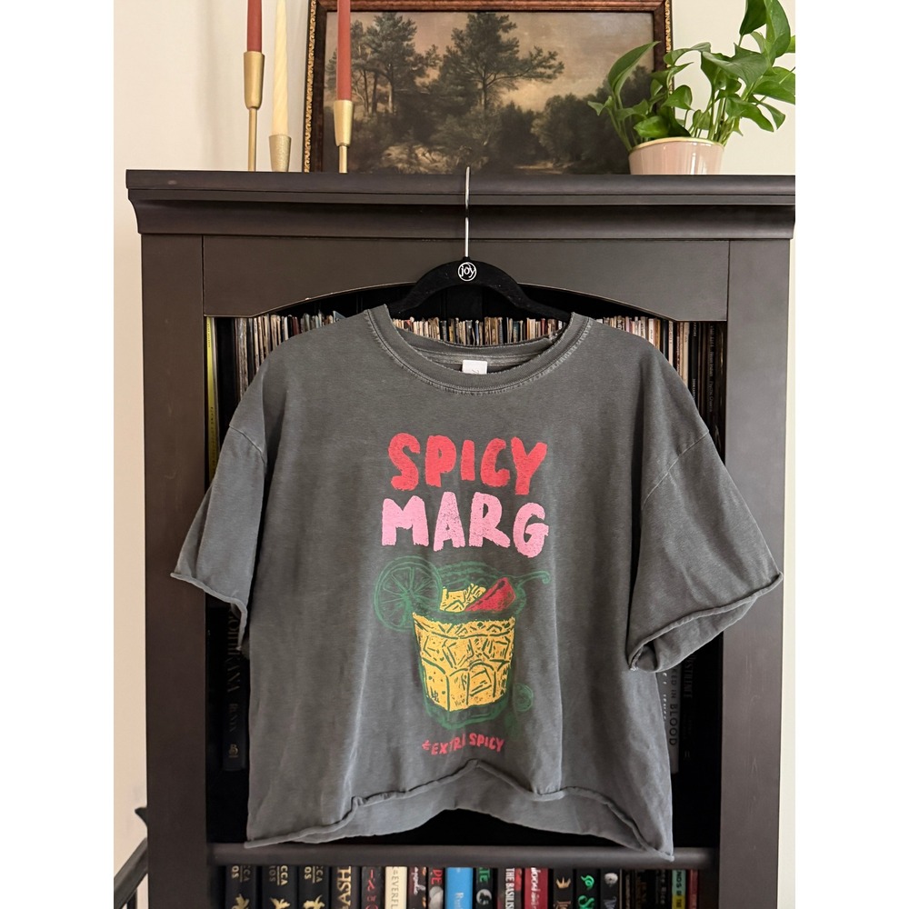 Boxy Edgy Casual Spicy Marg Graphic Crop Top Large Grey Raw Hem Boxy Tee